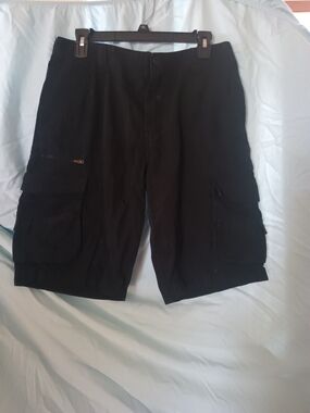 Men's Black Cargo Shorts - Versatile Utility Style